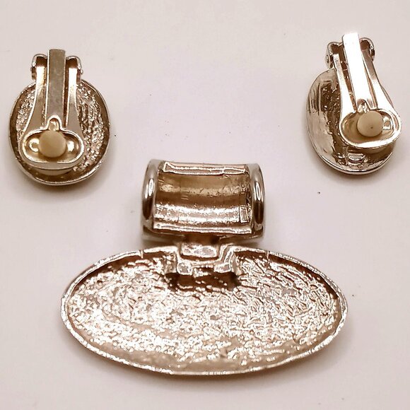 Vintage Clip-On Earrings Pendant Set Silver Tone Metal Purplish Pink Acrylic New - Picture 5 of 10